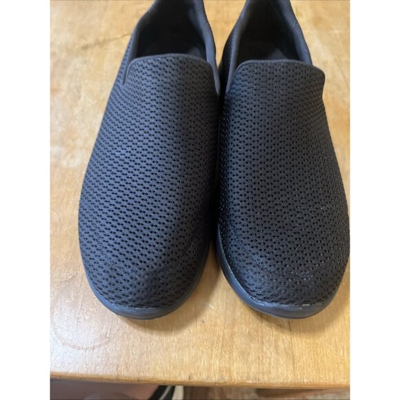 Skechers Shoes Womens 9 /39 Black SlipOn Go Walk Joy Comfort Goga Max Walking - Picture 3 of 10